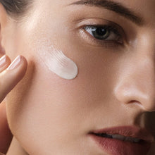 La Mer The Regenerating Night Cream